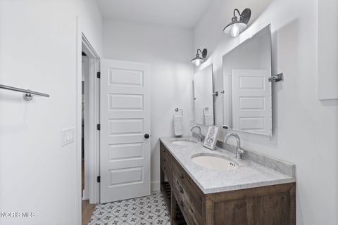 Tiny photo for 5822 Watermill Court, Monclova, OH 43542 (MLS # 10004957)