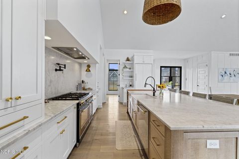 Tiny photo for 5822 Watermill Court, Monclova, OH 43542 (MLS # 10004957)