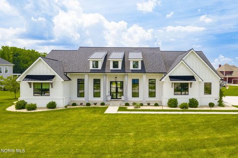 Photo of 5822 Watermill Court, Monclova, OH 43542 (MLS # 10004957)