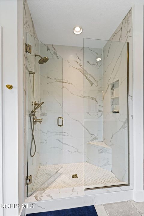 Tiny photo for 5822 Watermill Court, Monclova, OH 43542 (MLS # 10004957)