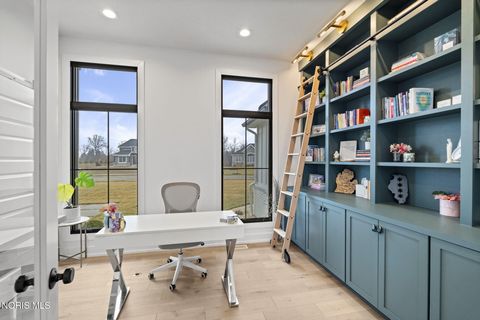 Tiny photo for 5822 Watermill Court, Monclova, OH 43542 (MLS # 10004957)