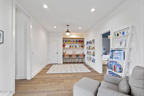 Tiny photo for 5822 Watermill Court, Monclova, OH 43542 (MLS # 10004957)