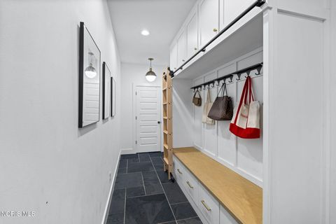 Tiny photo for 5822 Watermill Court, Monclova, OH 43542 (MLS # 10004957)