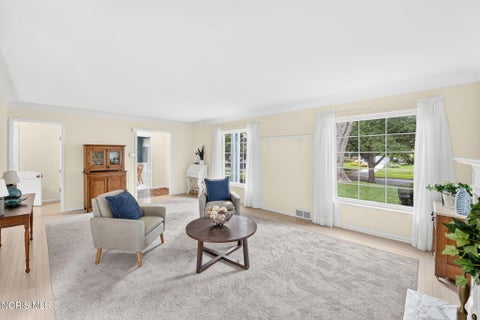 Tiny photo for 2352 Densmore Drive, Toledo, OH 43606 (MLS # 10012356)