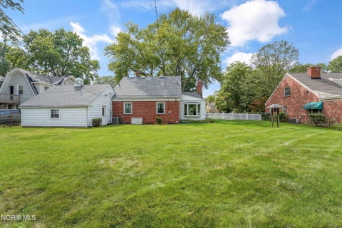 Tiny photo for 2352 Densmore Drive, Toledo, OH 43606 (MLS # 10012356)
