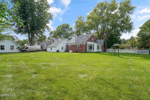 Tiny photo for 2352 Densmore Drive, Toledo, OH 43606 (MLS # 10012356)