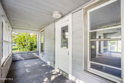 Tiny photo for 1027 Wright Avenue, Toledo, OH 43609 (MLS # 10010966)