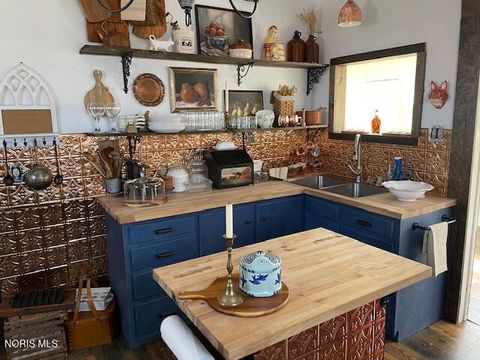 Tiny photo for 310 E Edgerton Street, Bryan, OH 43506 (MLS # 10005314)