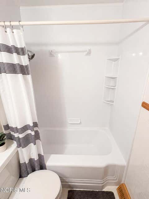 Tiny photo for 25712 Lime City Road, Perrysburg, OH 43551 (MLS # 10012495)