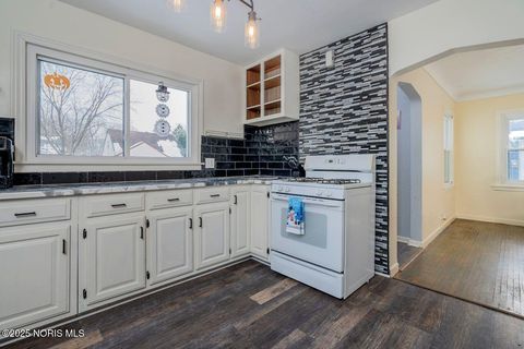 Tiny photo for 5949 Murnen Road, Toledo, OH 43623 (MLS # 10002208)