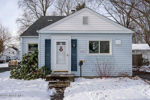 Photo of 5949 Murnen Road, Toledo, OH 43623 (MLS # 10002208)
