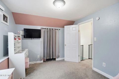 Tiny photo for 5247 Jackman Road, Toledo, OH 43613 (MLS # 10005058)