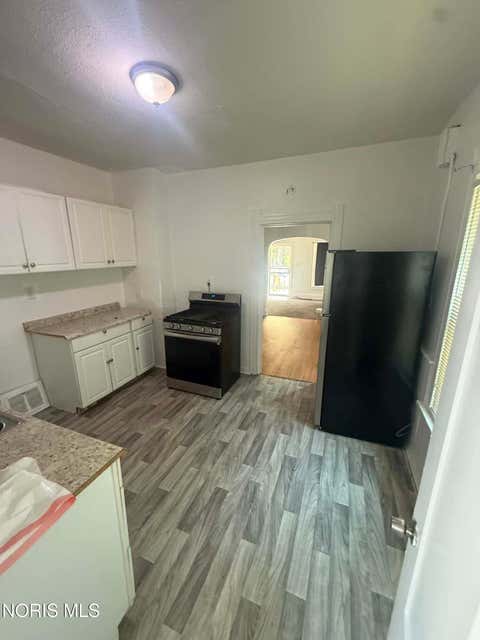 Tiny photo for 517 E Park Street, Toledo, OH 43608 (MLS # 10008894)