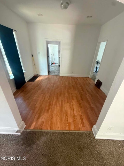 Tiny photo for 517 E Park Street, Toledo, OH 43608 (MLS # 10008894)