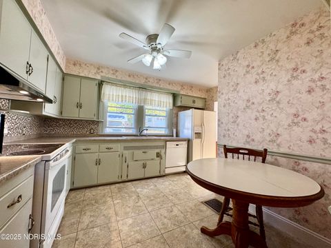 Tiny photo for 415 Fort Street, Defiance, OH 43512 (MLS # 10000409)