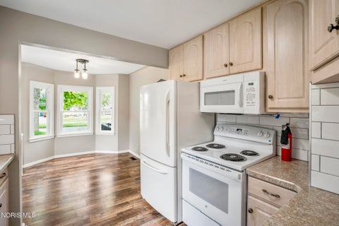 Tiny photo for 923 Mayfair Boulevard, Toledo, OH 43612 (MLS # 10012772)