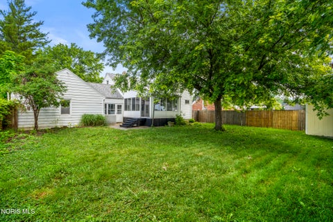 Tiny photo for 923 Mayfair Boulevard, Toledo, OH 43612 (MLS # 10012772)