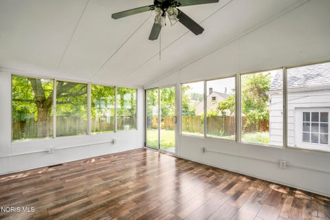 Tiny photo for 923 Mayfair Boulevard, Toledo, OH 43612 (MLS # 10012772)