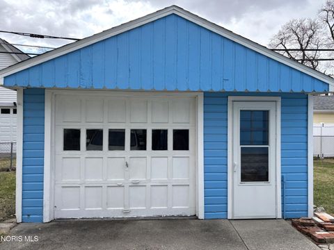 Tiny photo for 3246 136th Street, Toledo, OH 43611 (MLS # 10005071)