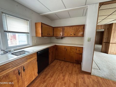 Tiny photo for 3246 136th Street, Toledo, OH 43611 (MLS # 10005071)