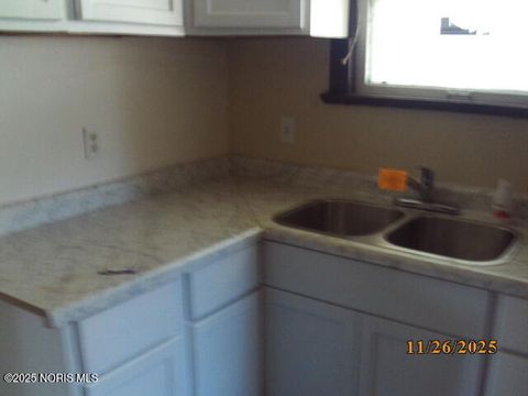 Tiny photo for 2334 Torrey Hill Drive, Toledo, OH 43606 (MLS # 10002037)