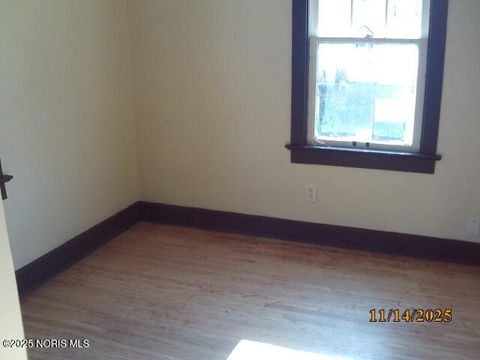 Tiny photo for 2334 Torrey Hill Drive, Toledo, OH 43606 (MLS # 10002037)