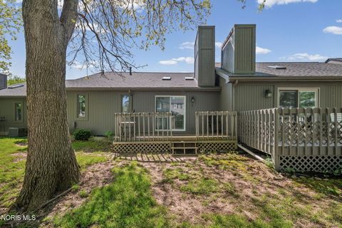 Tiny photo for 5 Abbey Road, Perrysburg, OH 43551 (MLS # 10007388)