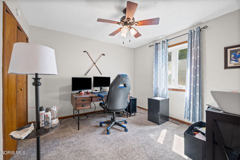 Tiny photo for 5 Abbey Road, Perrysburg, OH 43551 (MLS # 10007388)