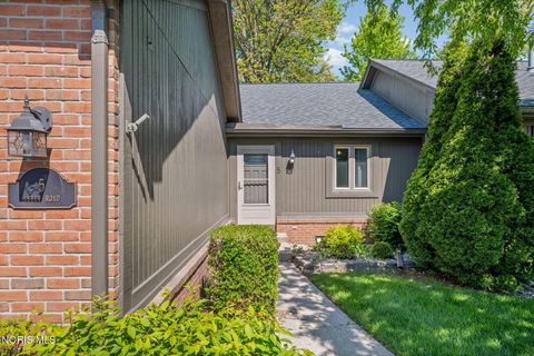 Tiny photo for 5 Abbey Road, Perrysburg, OH 43551 (MLS # 10007388)