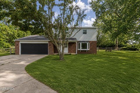 Tiny photo for 14590 Liberty Hi Road, Bowling Green, OH 43402 (MLS # 10009633)
