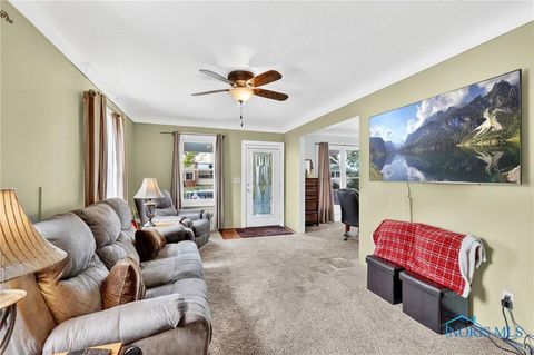 Tiny photo for 1073 Atlantic Avenue, Toledo, OH 43609 (MLS # 6136821)