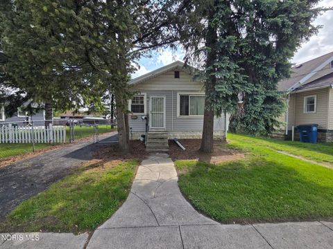 Photo of 1002 Elysian Avenue, Toledo, OH 43607 (MLS # 10008044)