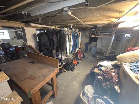 Tiny photo for 1002 Elysian Avenue, Toledo, OH 43607 (MLS # 10008044)