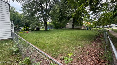 Tiny photo for 3726 Loch Lomond Avenue, Toledo, OH 43607 (MLS # 10010207)