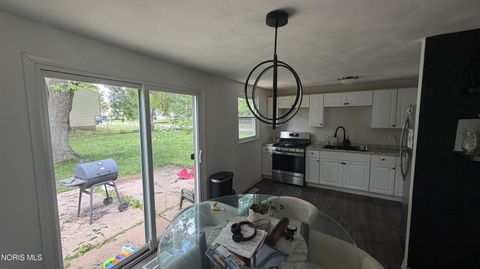Tiny photo for 3726 Loch Lomond Avenue, Toledo, OH 43607 (MLS # 10010207)