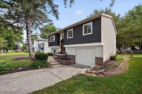 Tiny photo for 727 W Poinsetta Avenue, Toledo, OH 43612 (MLS # 10011029)