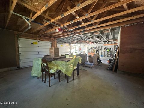 Tiny photo for 937 Fairview Avenue, Bowling Green, OH 43402 (MLS # 10007268)