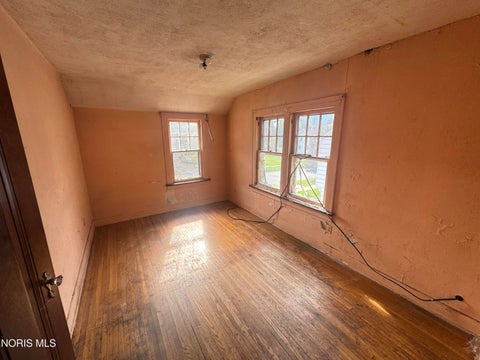 Tiny photo for 1830 Wellesley Drive, Toledo, OH 43606 (MLS # 10014637)