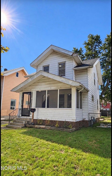 Photo of 606 Colima Drive, Toledo, OH 43609 (MLS # 10014268)