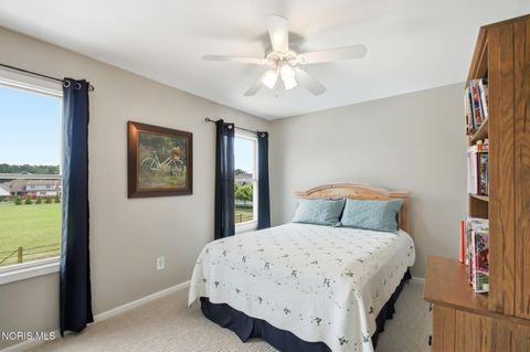 Tiny photo for 549 Quail East Drive, Oregon, OH 43616 (MLS # 10010624)