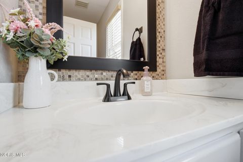 Tiny photo for 549 Quail East Drive, Oregon, OH 43616 (MLS # 10010624)