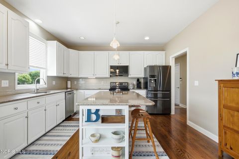 Tiny photo for 549 Quail East Drive, Oregon, OH 43616 (MLS # 10010624)