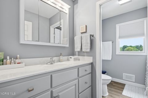 Tiny photo for 549 Quail East Drive, Oregon, OH 43616 (MLS # 10010624)