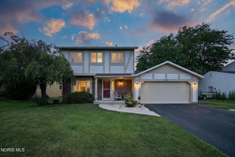 Photo of 26702 Sheringham Road, Perrysburg, OH 43551 (MLS # 10009073)
