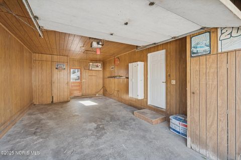 Tiny photo for 707 Park Street, Napoleon, OH 43545 (MLS # 10000382)