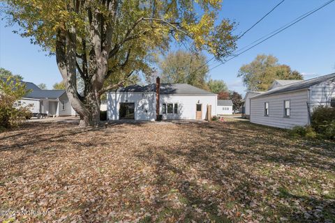 Tiny photo for 707 Park Street, Napoleon, OH 43545 (MLS # 10000382)