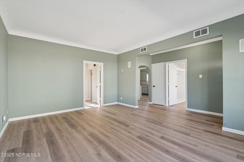 Tiny photo for 707 Park Street, Napoleon, OH 43545 (MLS # 10000382)