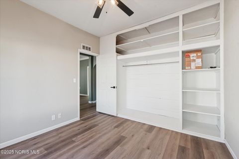 Tiny photo for 707 Park Street, Napoleon, OH 43545 (MLS # 10000382)