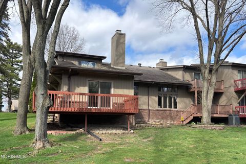 Tiny photo for 5223 Pine Grove Court # 6, Toledo, OH 43615 (MLS # 10006025)