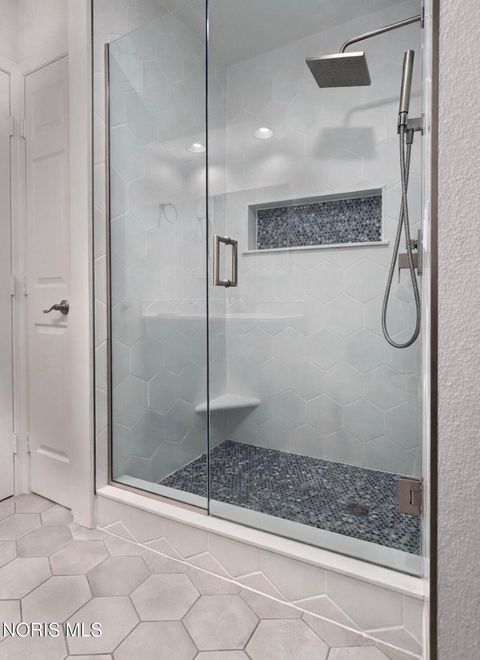 Tiny photo for 5223 Pine Grove Court # 6, Toledo, OH 43615 (MLS # 10006025)